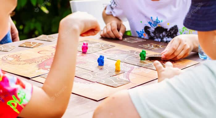 gry planszowe dla dzieci i dorosłych