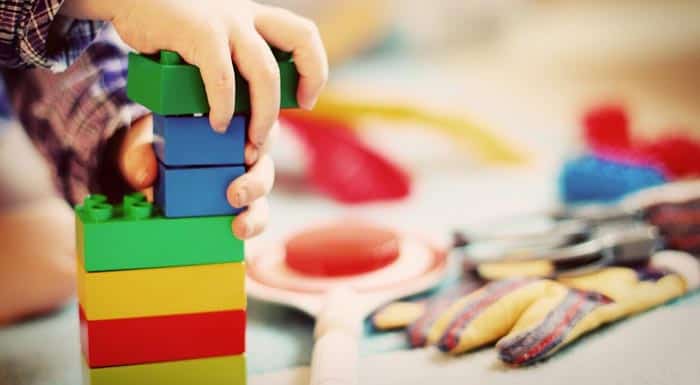 różne rodzaje klocek dla dzieciaków