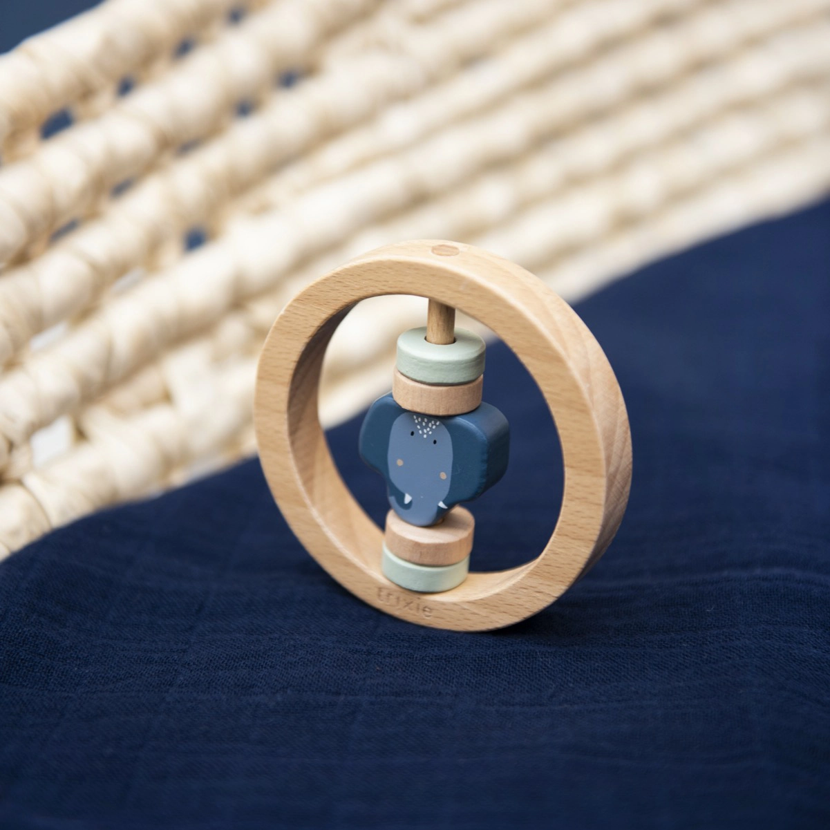 Słoń Drewniana Okrągła Grzechotka Trixie